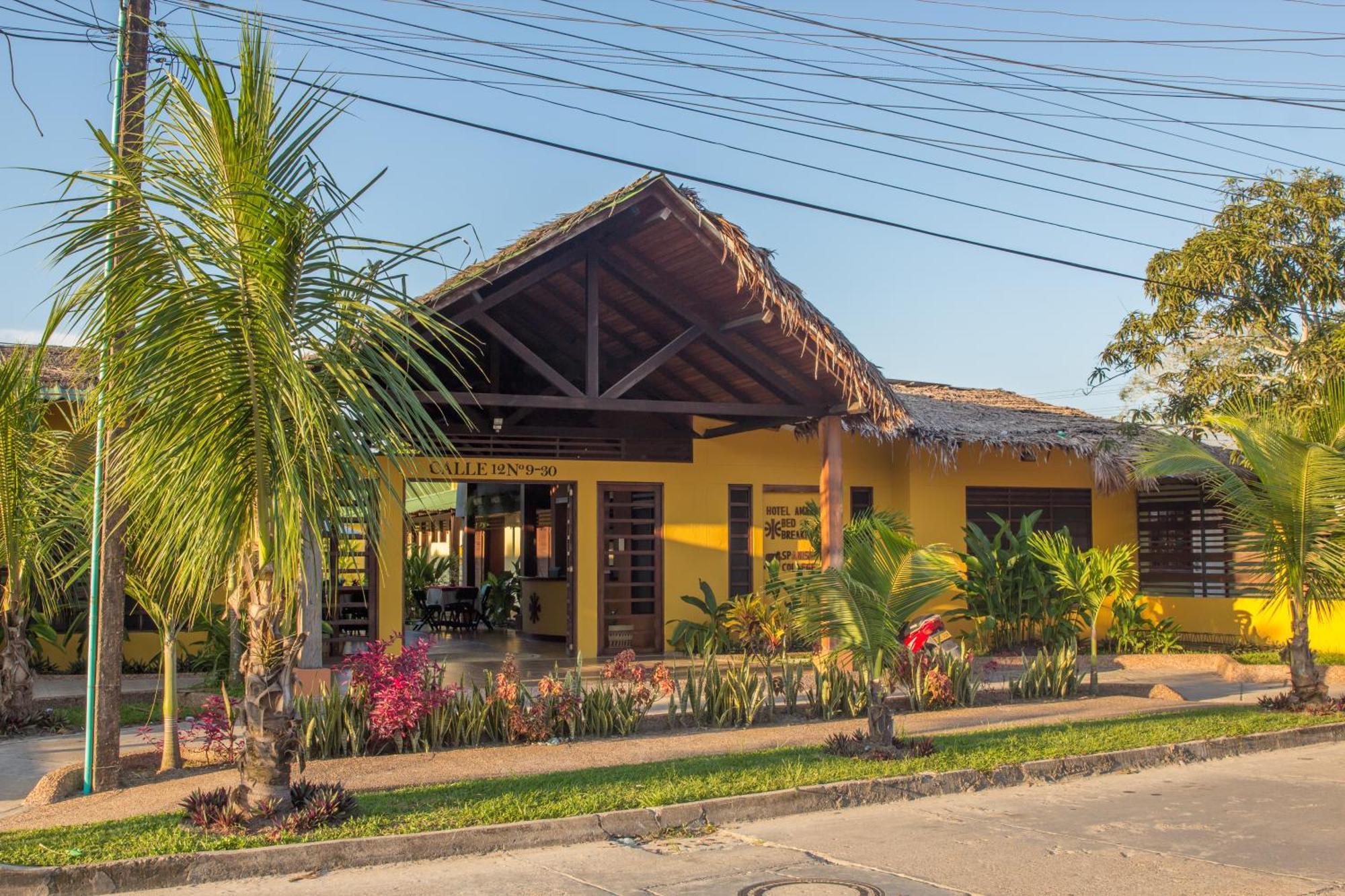 Hotel Amazon Bed And Breakfast เลติเซีย ภายนอก รูปภาพ