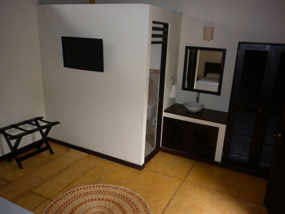 Hotel Amazon Bed And Breakfast เลติเซีย ห้อง รูปภาพ