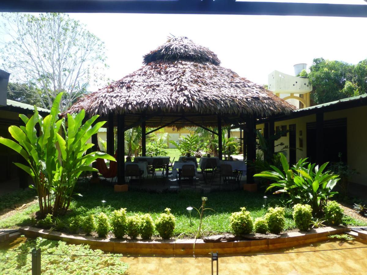 Hotel Amazon Bed And Breakfast เลติเซีย ภายนอก รูปภาพ